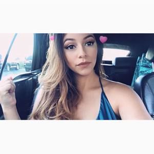 Meet your Posher, Damaris